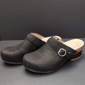 Dansko Woman's Black Marty Milled Nubuck Leather Clogs,Size 38 .